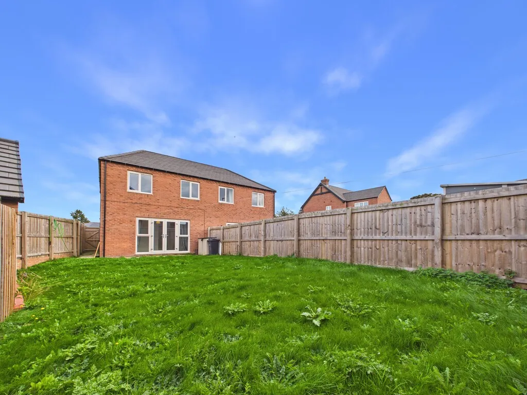 Withins Close, Malpas, photo 18