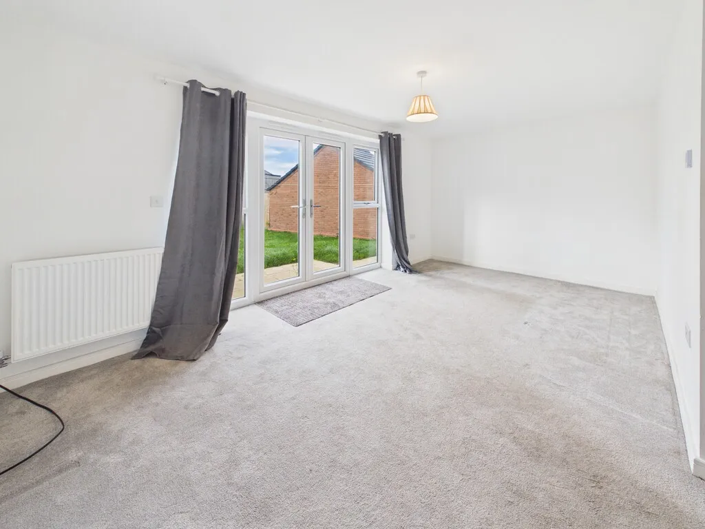 Withins Close, Malpas, photo 4