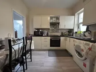 Oak Crescent, London, E16, photo 6