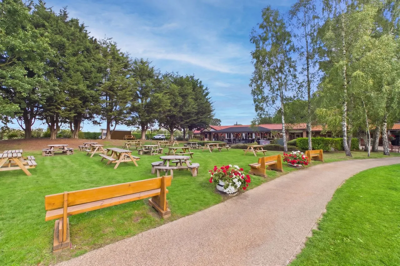 Allerthorpe Golf & Country Park, Allerthorpe, YO42, photo 25