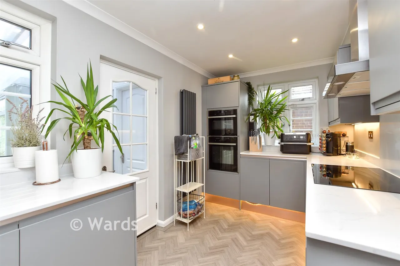Maidstone Road, Rainham, ME8, photo 4