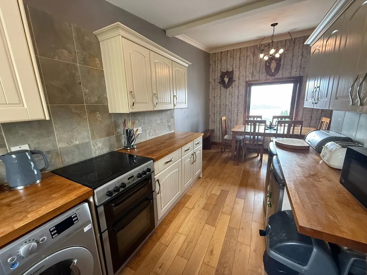 Wallace Place, Fort William, PH33 6HR, photo 9