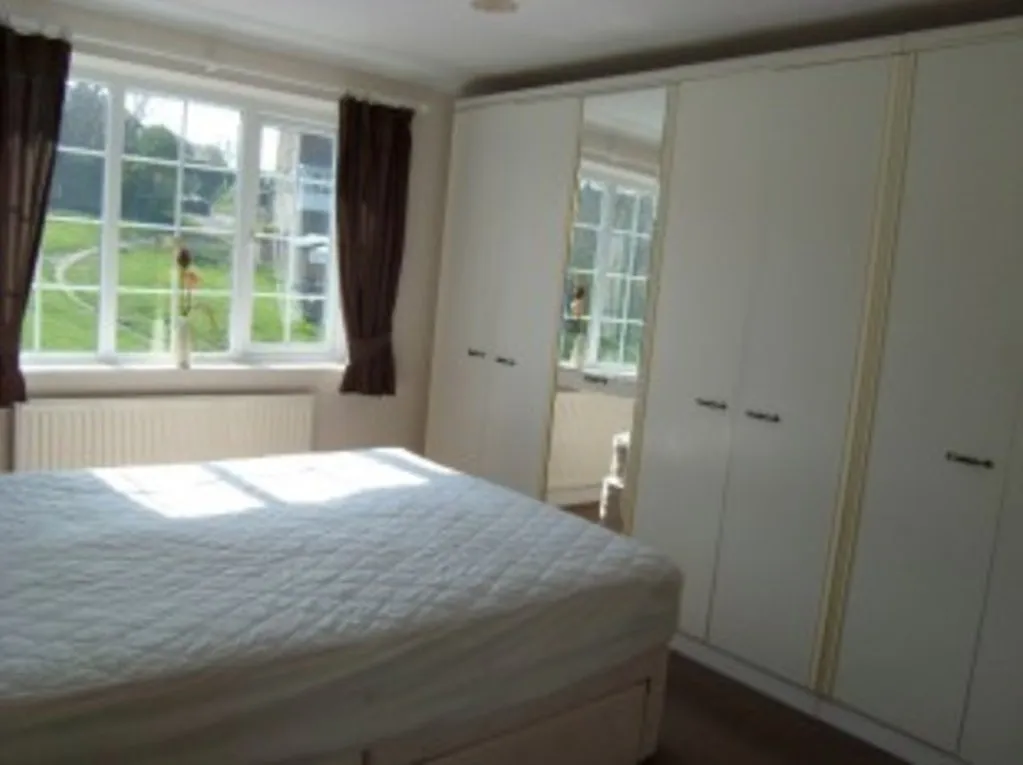 Moorside Road Drighlington, Drighlington, West Yorkshire BD11 1EP, photo 7