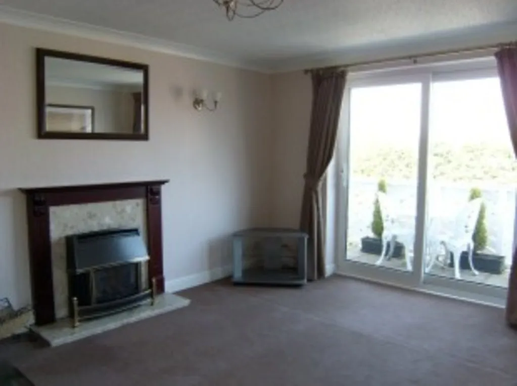 Moorside Road Drighlington, Drighlington, West Yorkshire BD11 1EP, photo 2