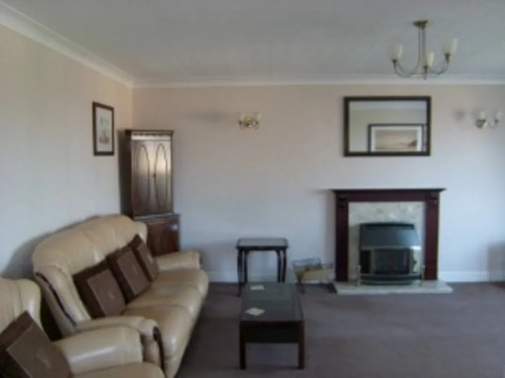 Moorside Road Drighlington, Drighlington, West Yorkshire BD11 1EP, photo 4