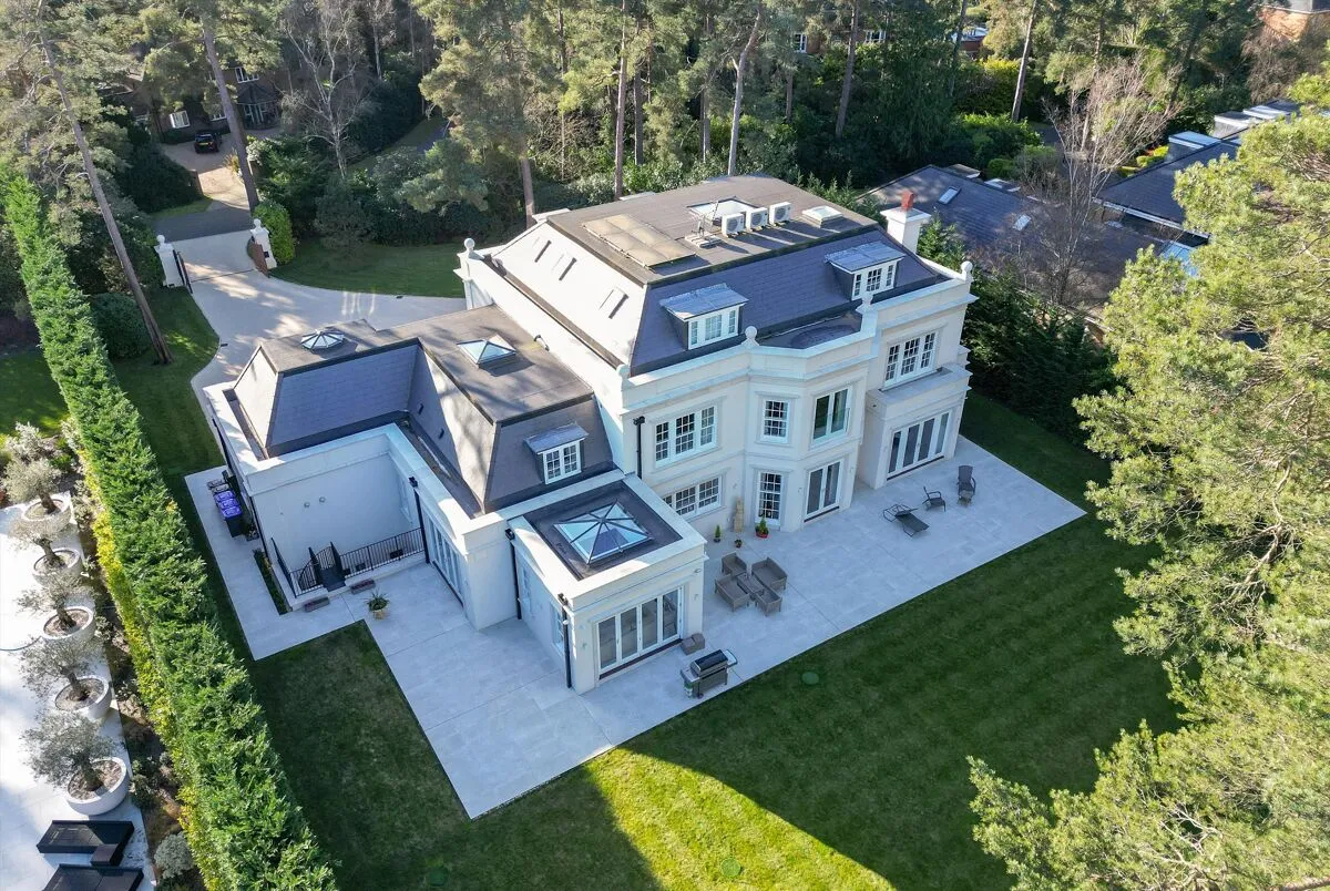 Virginia Avenue, Virginia Water, GU25, photo 2