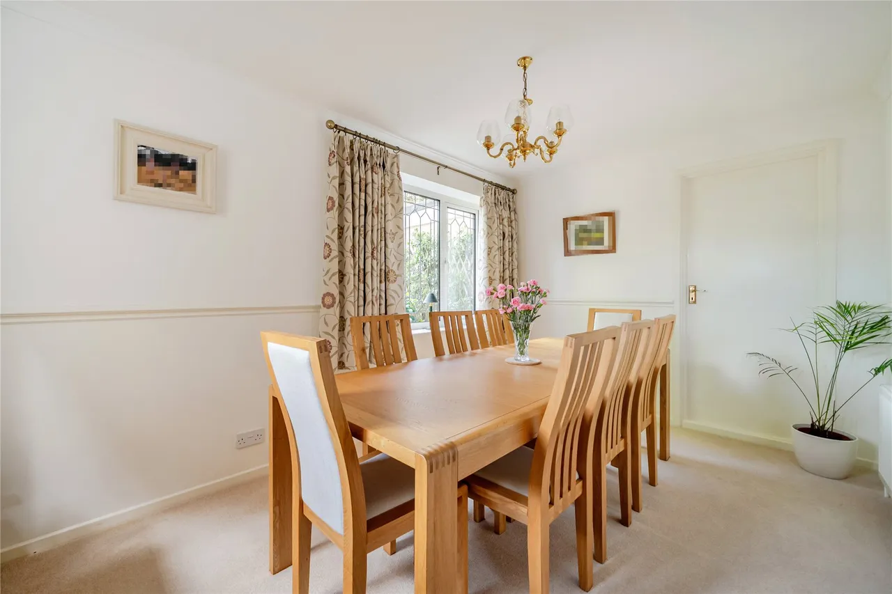 Clearsprings, Lightwater, GU18, photo 8