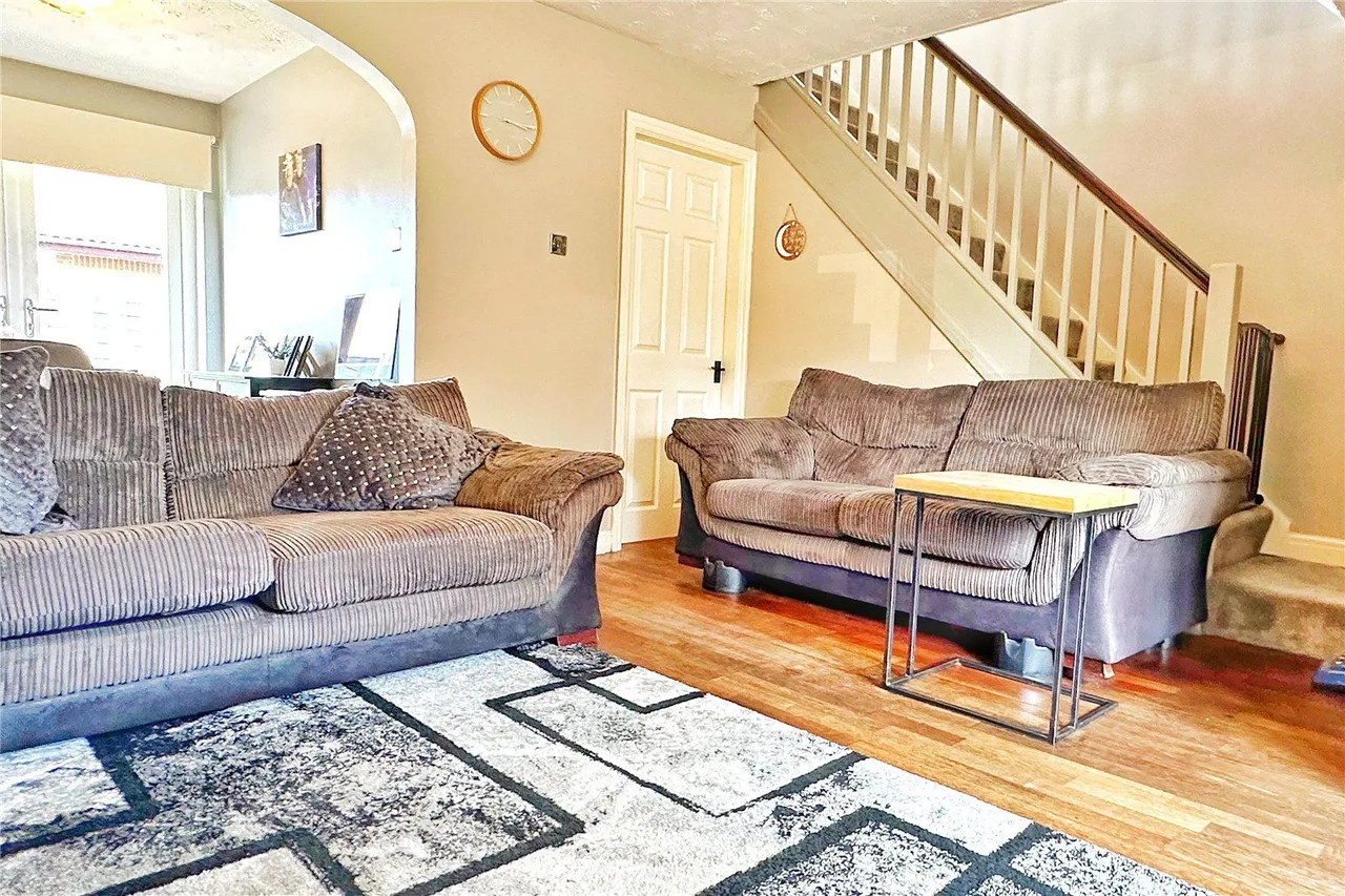 Partridge Rise, Littlemoss, M43, photo 6