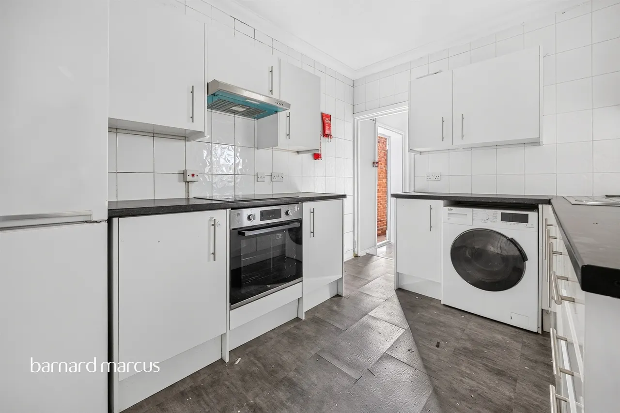 Bulganak Road, Thornton Heath, photo 4