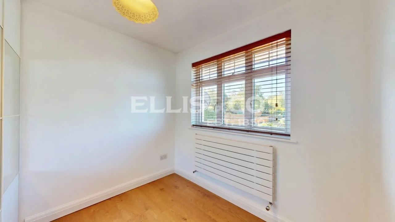 Oaklands Avenue, Watford, WD19, photo 18