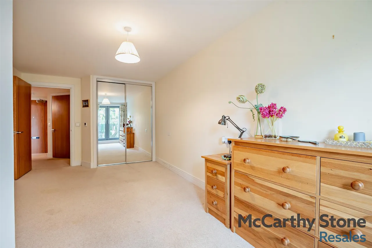 St. Georges Road, Cheltenham, GL50, photo 9