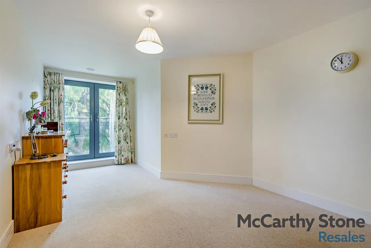 St. Georges Road, Cheltenham, GL50, photo 10