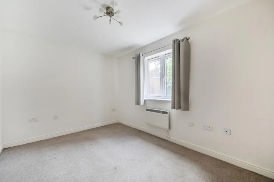 St. Catherines Wood, Camberley, GU15, photo 12