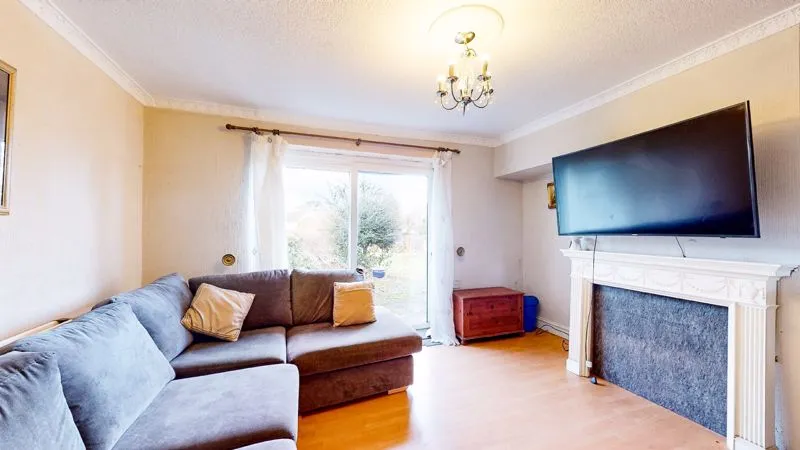 Faringdon Avenue, Bromley BR2 8BS, photo 4