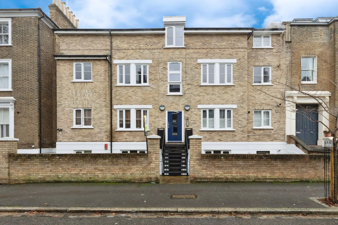 1 bed flat for sale, Darnley Road, London, E9