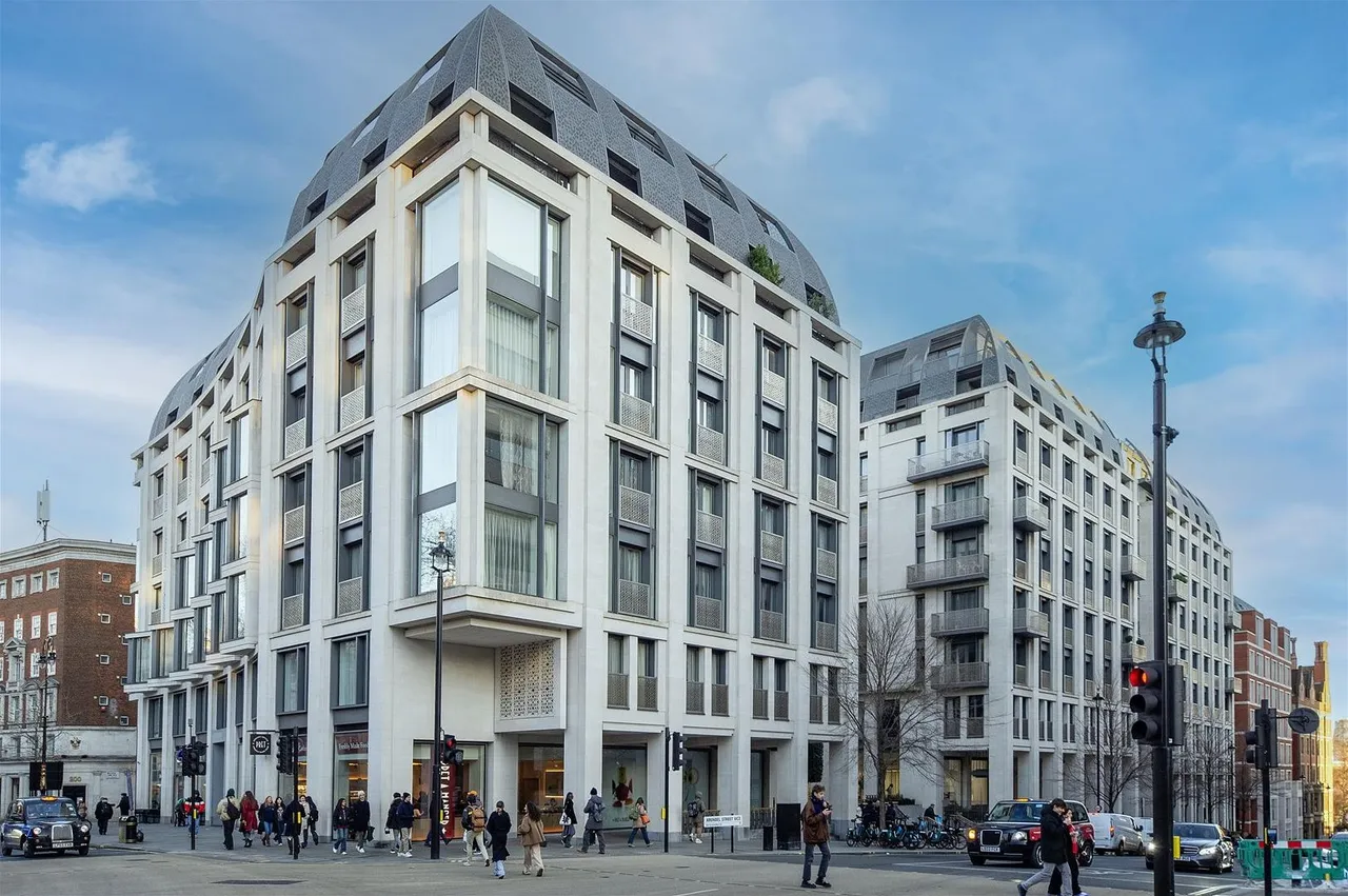 190 Strand Covent Garden, London WC2R 1AB, photo 2