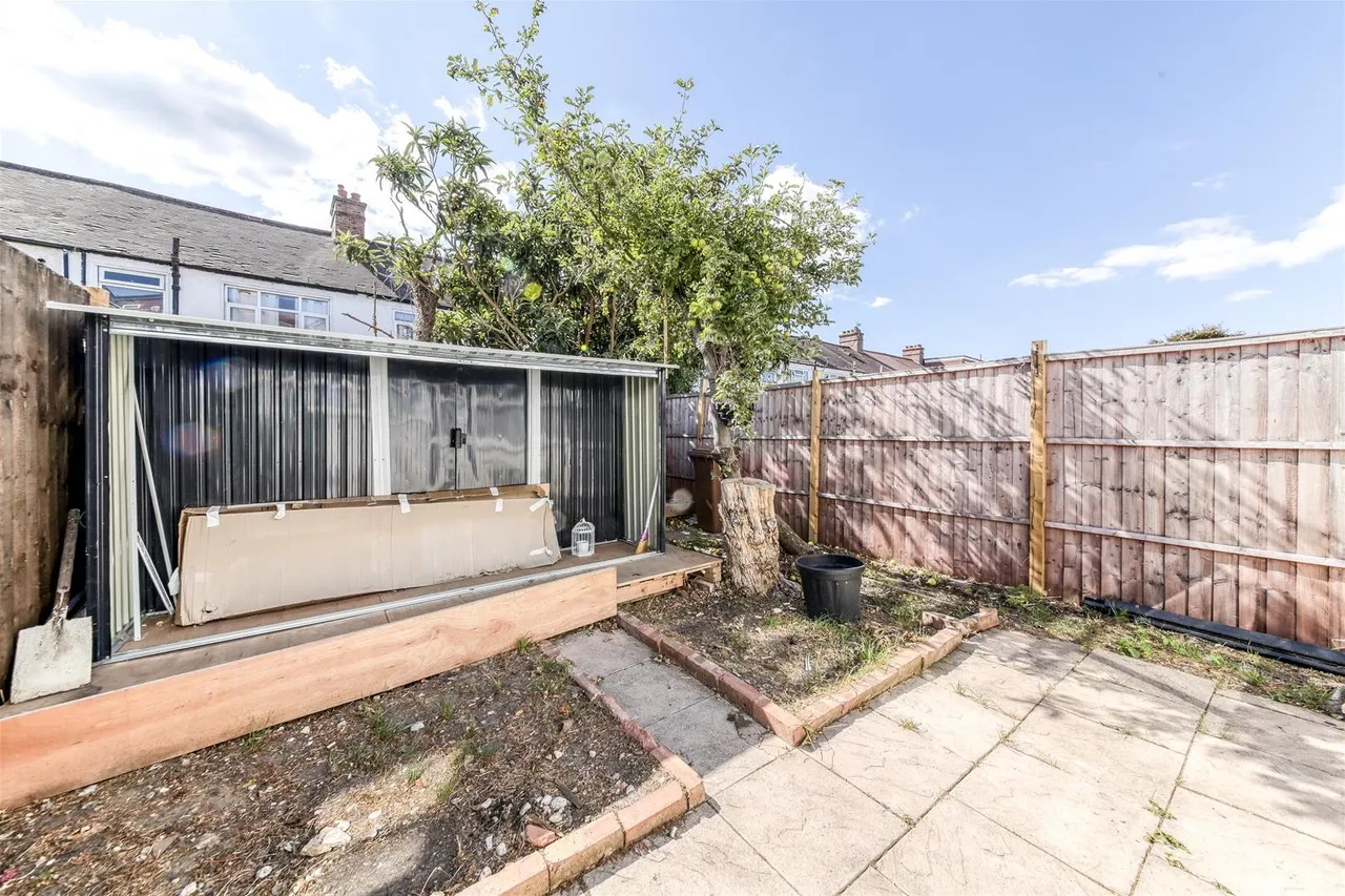 Foxley Road, Thornton Heath, photo 13
