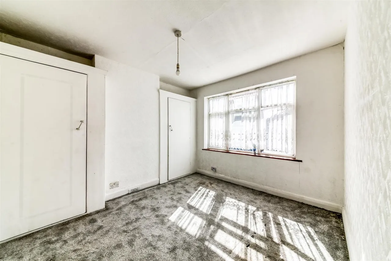 Foxley Road, Thornton Heath, photo 10