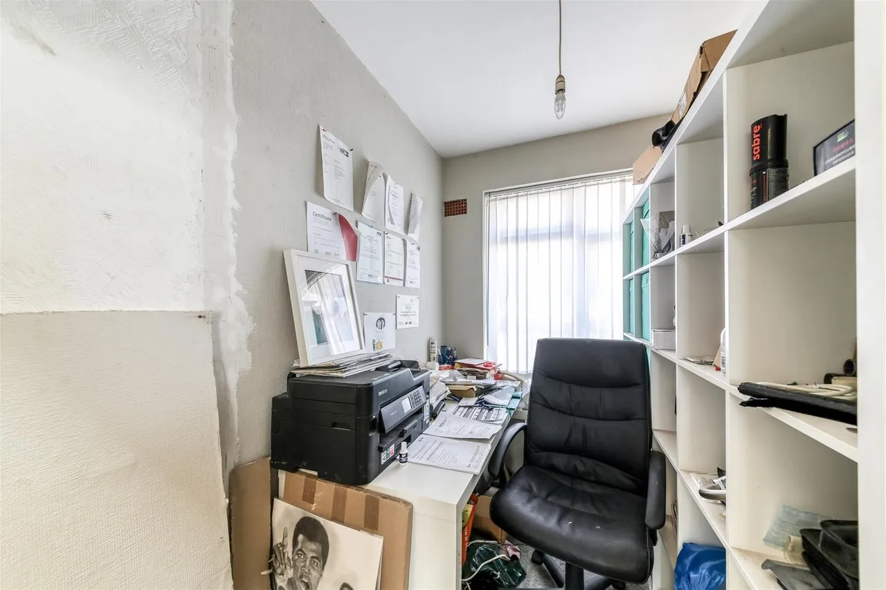 Foxley Road, Thornton Heath, photo 11