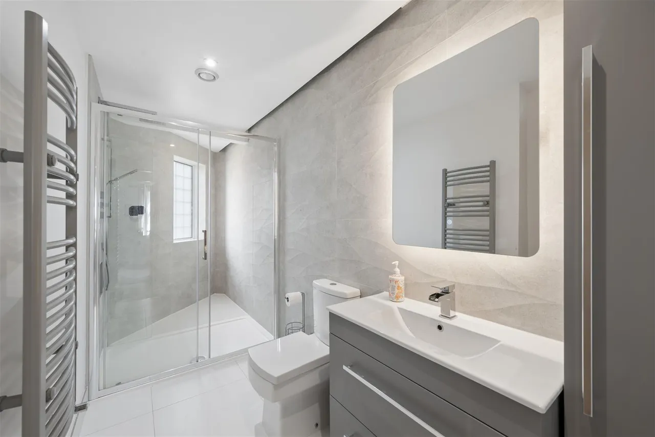 Booth Road, Altrincham, WA14, photo 24