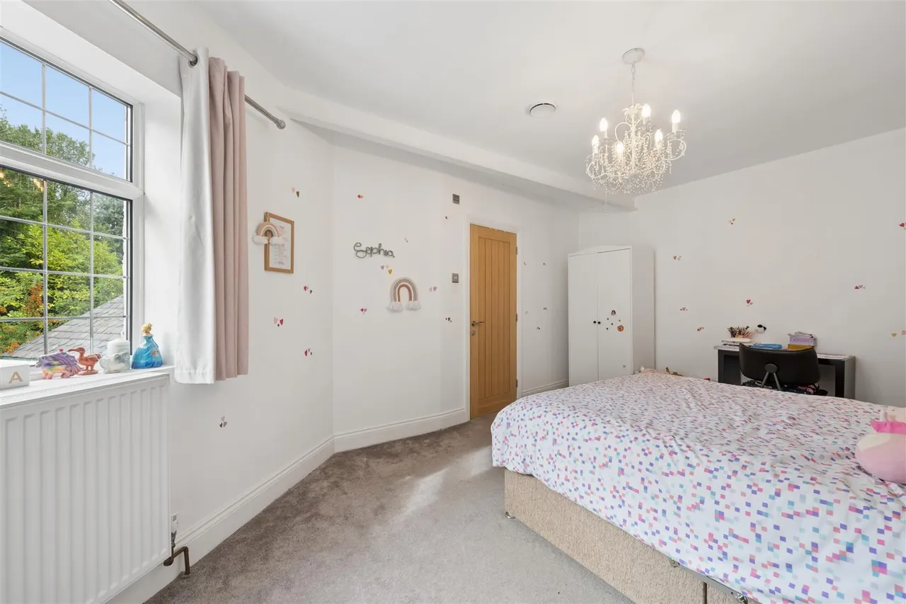 Booth Road, Altrincham, WA14, photo 19