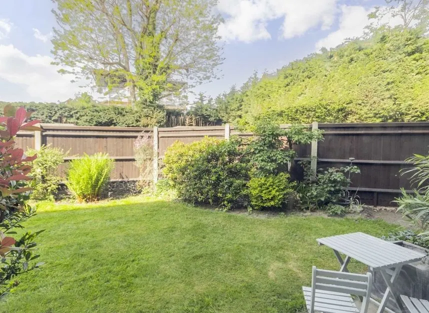 Ash Tree Close, Surbiton, KT6, photo 6
