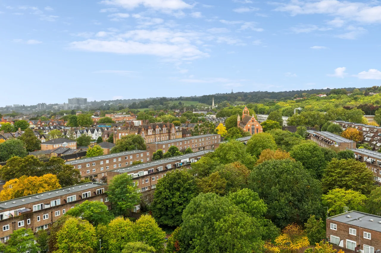 Highgate Hill, London, N19, photo 18