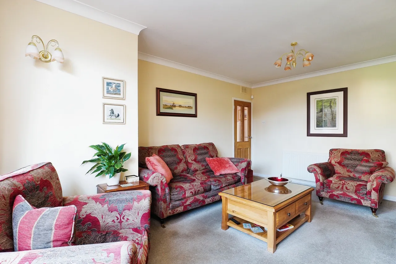 Russell Avenue, Wollaton, Nottingham, NG8, photo 7