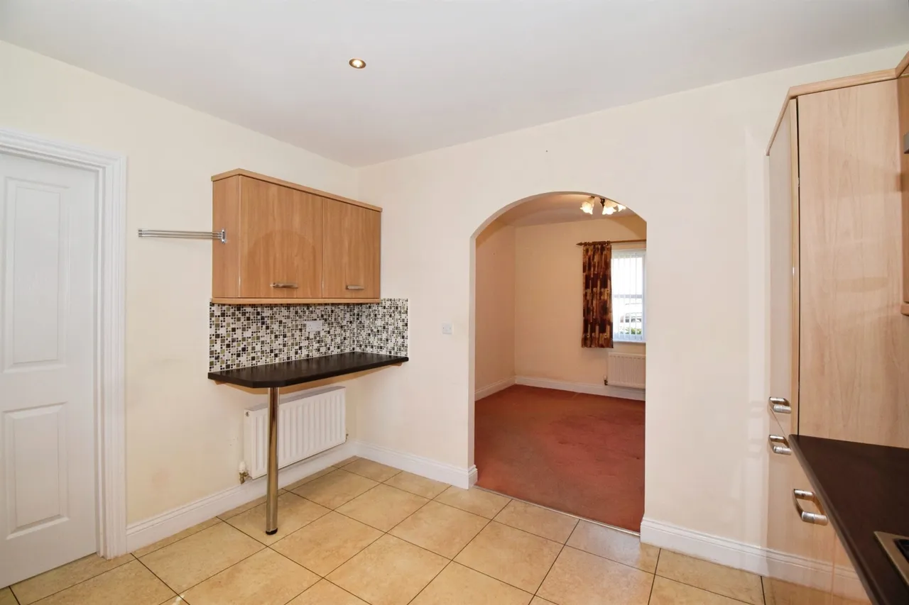 Devana Way, Great Glen, LE8, photo 11