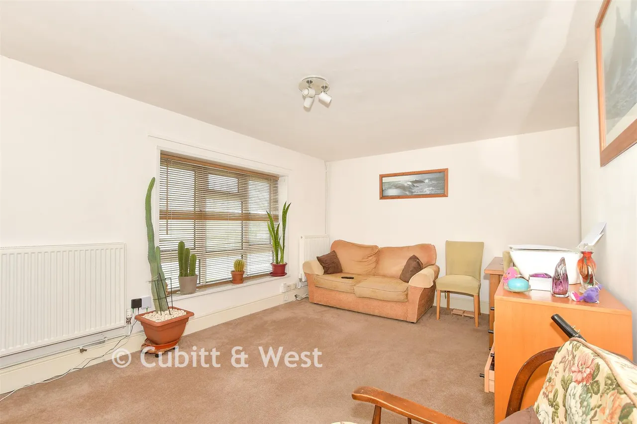 Tilgate Way, Crawley, RH10, photo 4