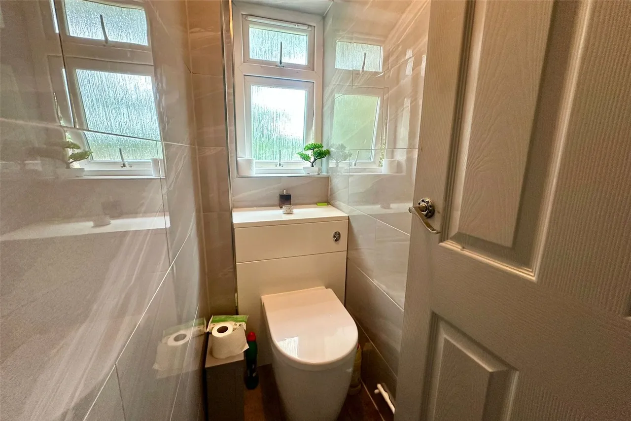 Harmans Water Road, Bracknell, Berkshire, RG12 9LX, photo 7