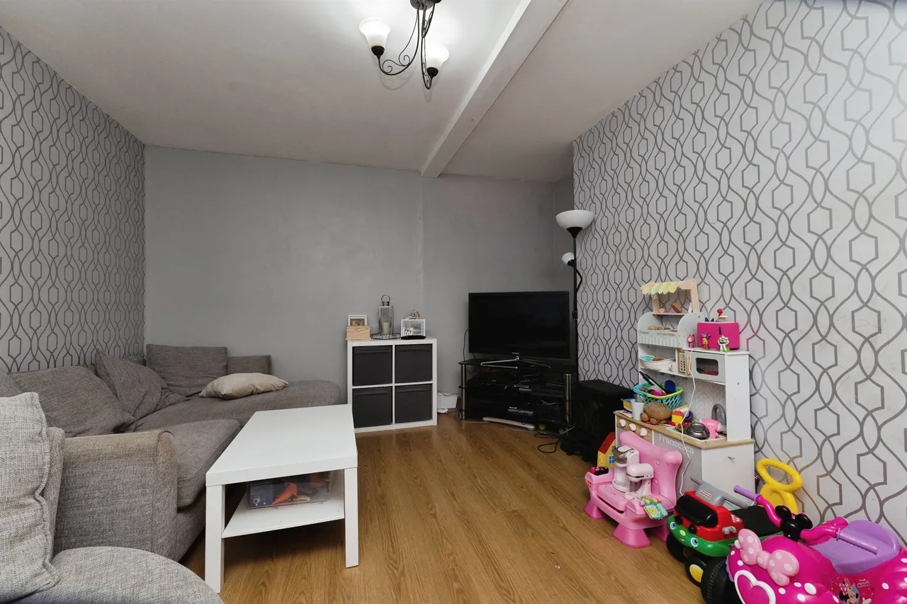 Bishopton Road West, Stockton-On-Tees, TS19, photo 4