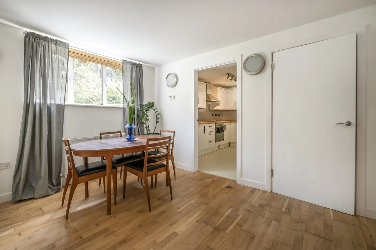 Petersham Road Richmond TW10, photo 9