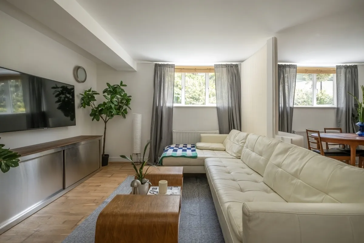 Petersham Road Richmond TW10, photo 8
