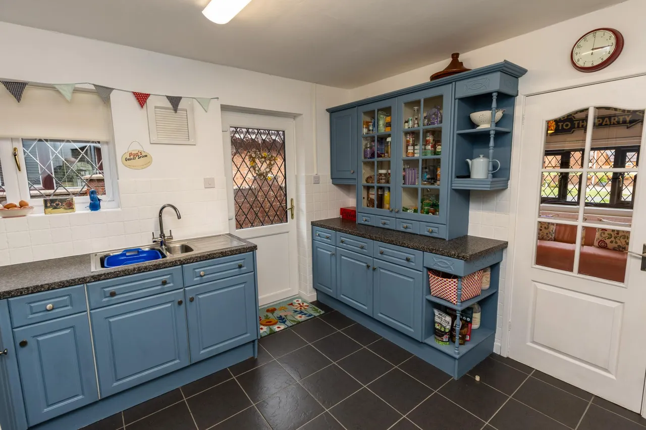 Weaver Grove, Chester, CH2, photo 7