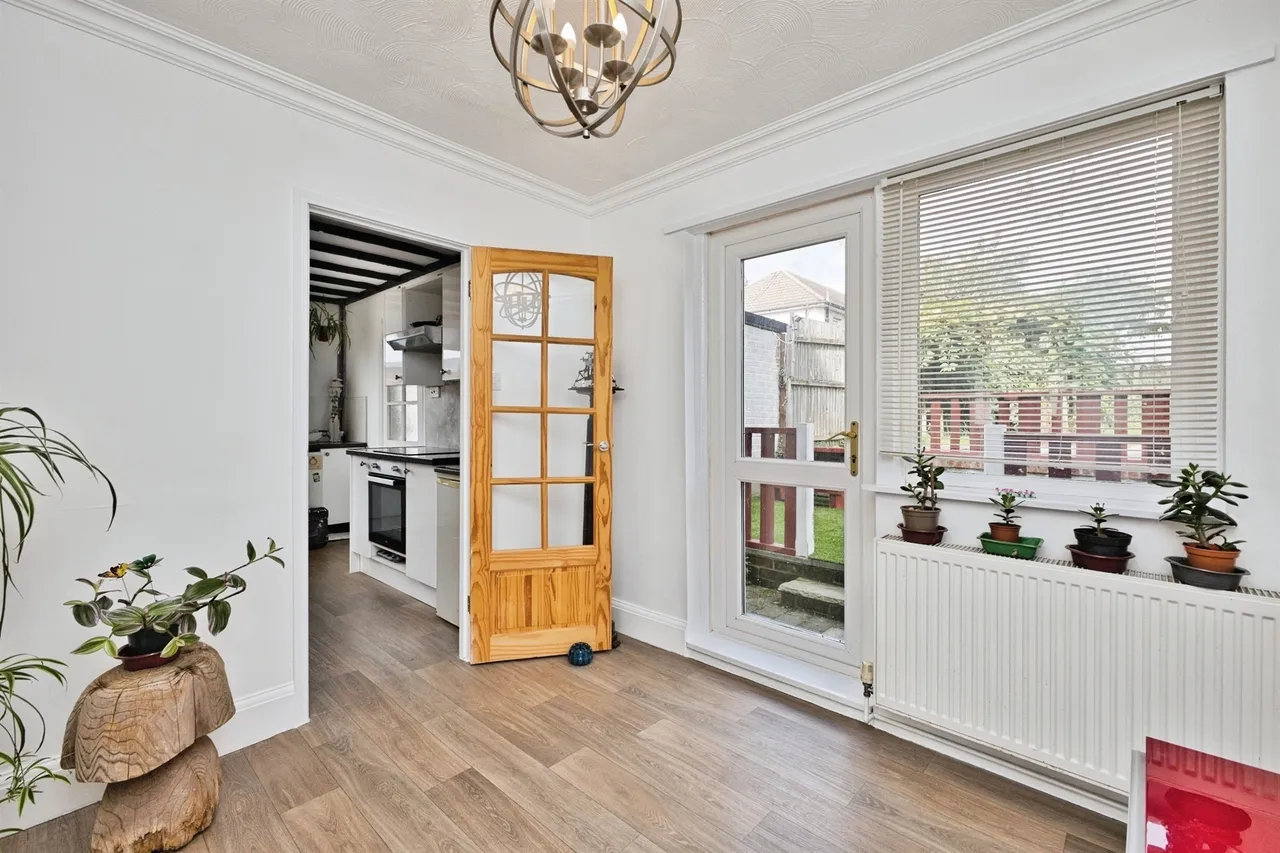 Freedom Avenue, Yeovil, BA21, photo 3