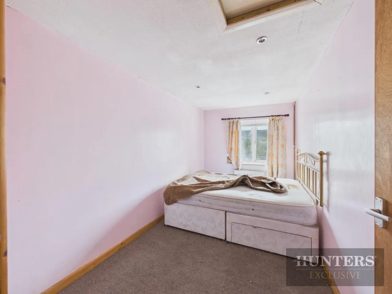 Sussex Street, Scarborough, YO11, photo 31