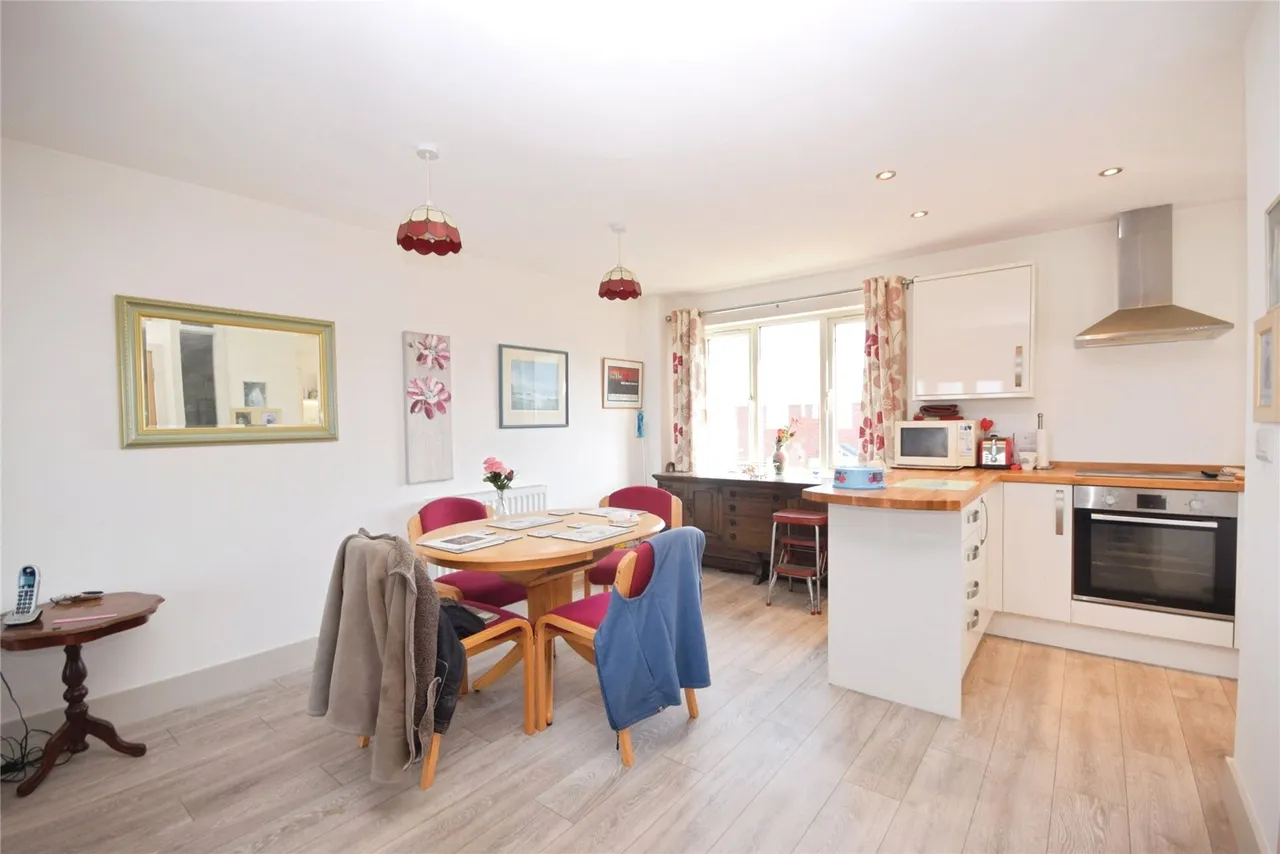 Marine Parade, Tywyn, photo 10