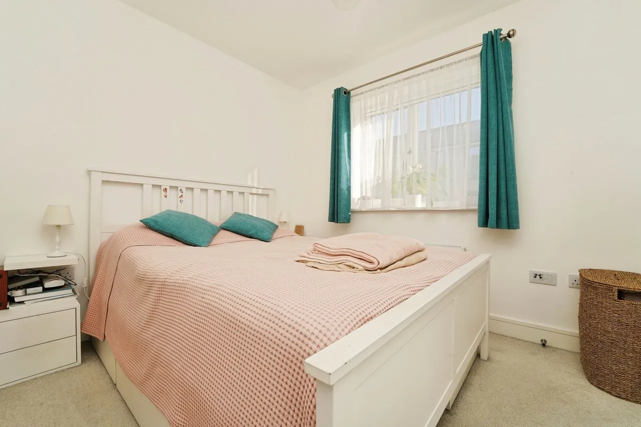 Lister Road, Dursley, GL11, photo 7