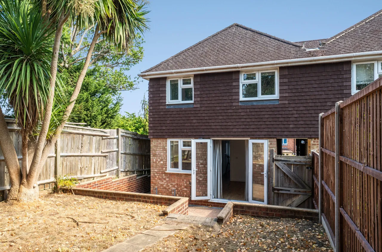 Woodside Road, Guildford, GU2, photo 19
