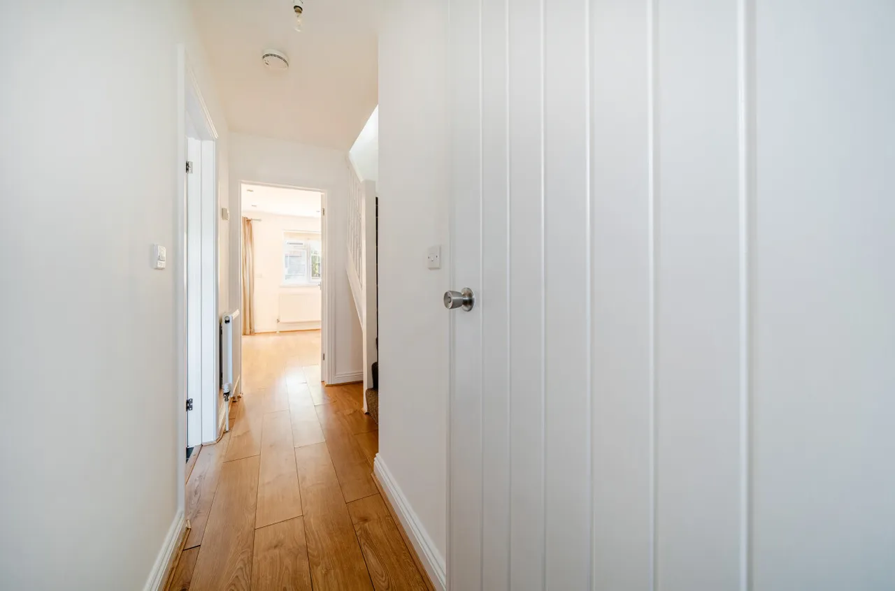 Woodside Road, Guildford, GU2, photo 11