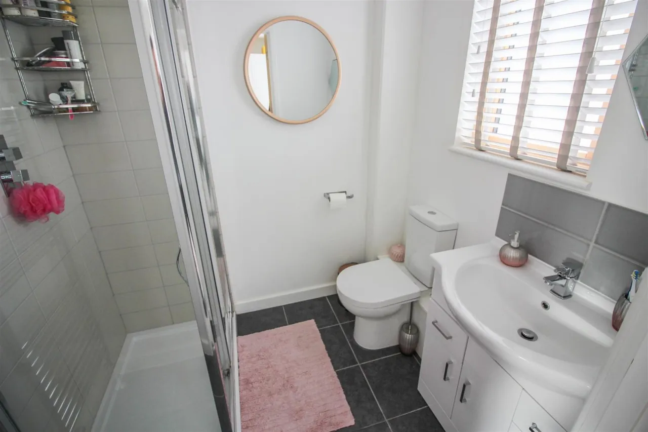 Barnsley Wood Rise, Newhall, CM17, photo 11