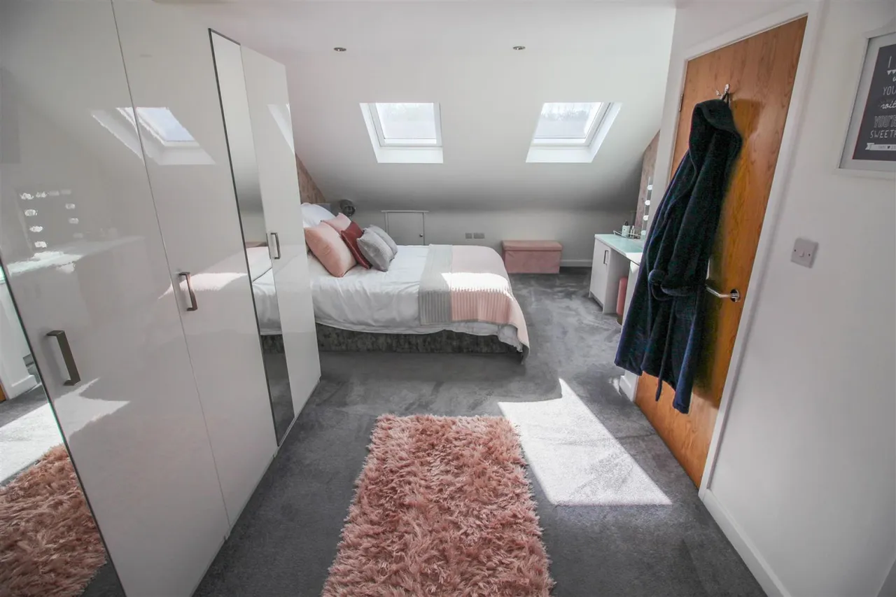 Barnsley Wood Rise, Newhall, CM17, photo 10