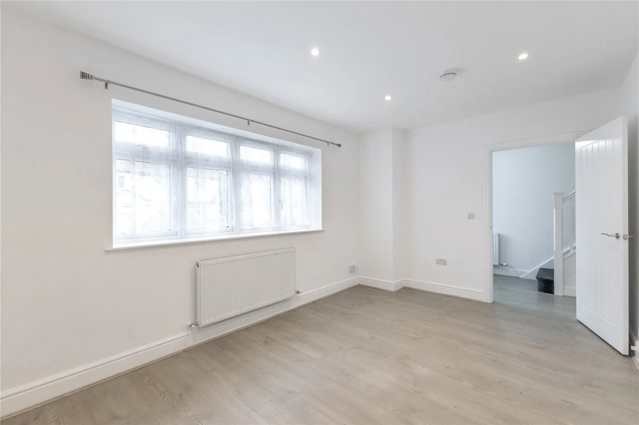 Ravenswood Avenue, Surbiton, KT6, photo 15