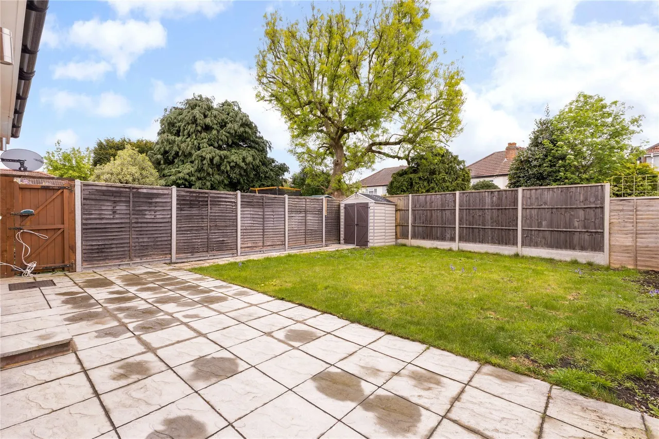 Ravenswood Avenue, Surbiton, KT6, photo 9