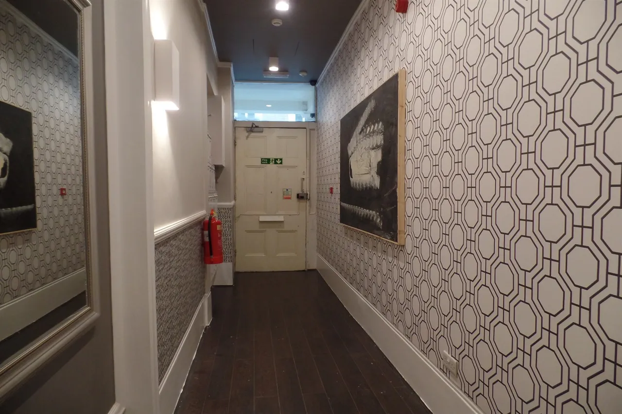 London, W2, photo 12
