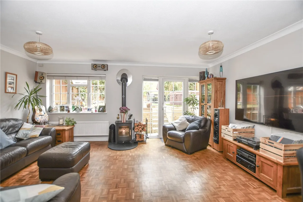 The Spinney, Finchampstead, RG40, photo 3