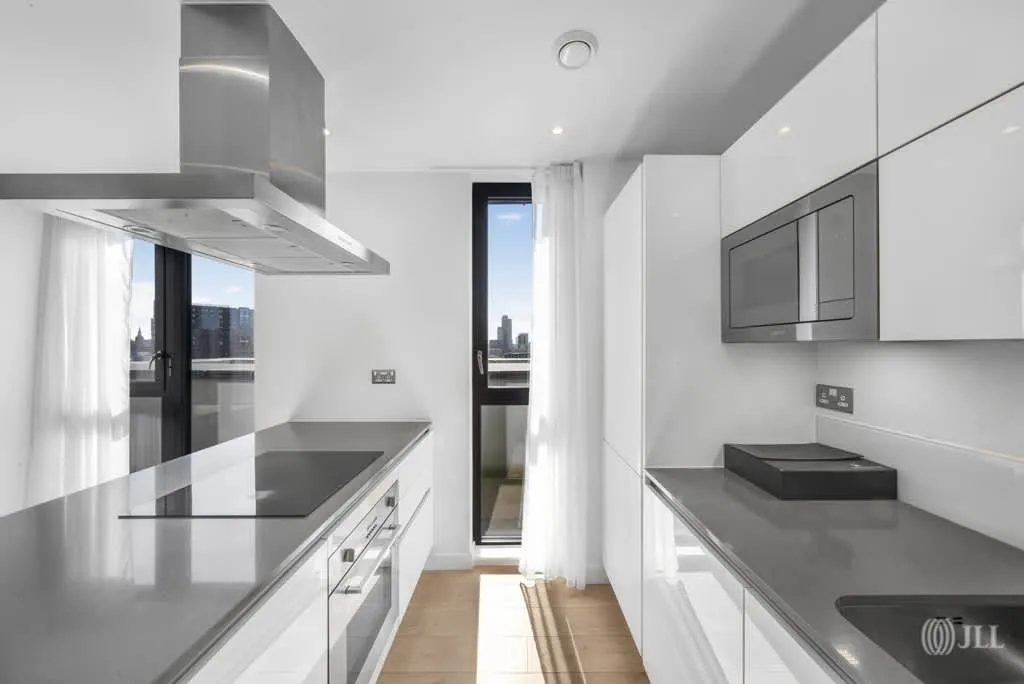 Forrester Way, London, E15, photo 4