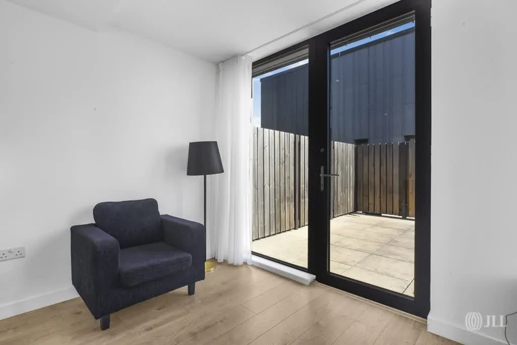 Forrester Way, London, E15, photo 14