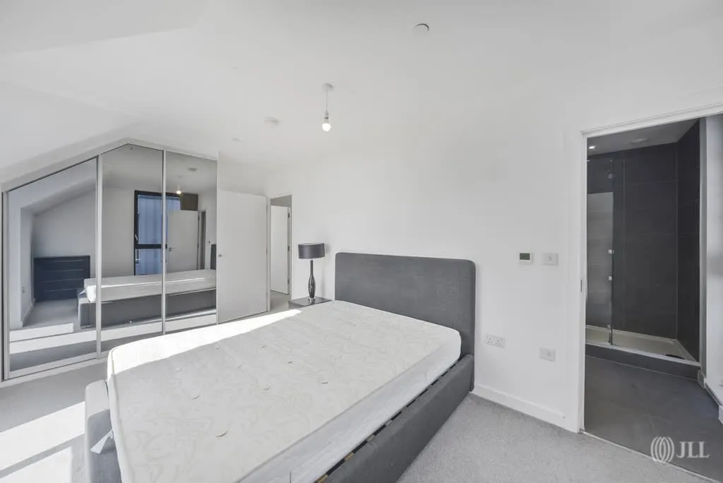 Forrester Way, London, E15, photo 9